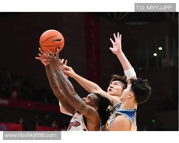 勇士与湖人精彩对决回放分析全场比赛亮点与关键时刻回顾 勇士与湖人精彩对决回放分析全场比赛亮点与关键时刻回顾