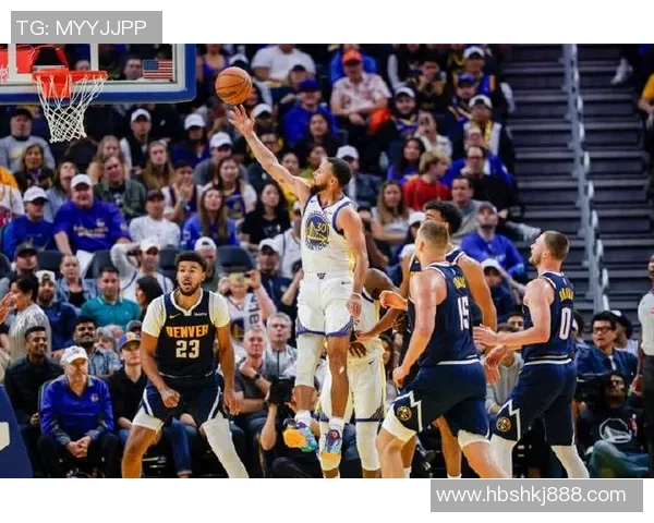 掘金与勇士激战回顾球场上的策略与团队精神交锋