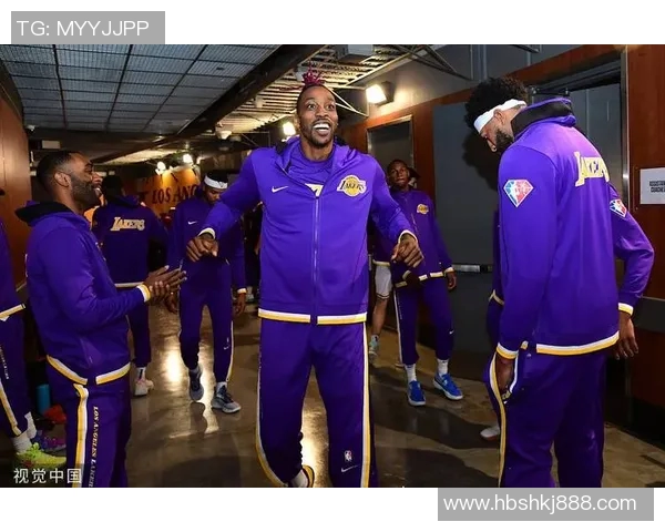 湖人对阵篮网季前赛精彩直播全程回顾与分析